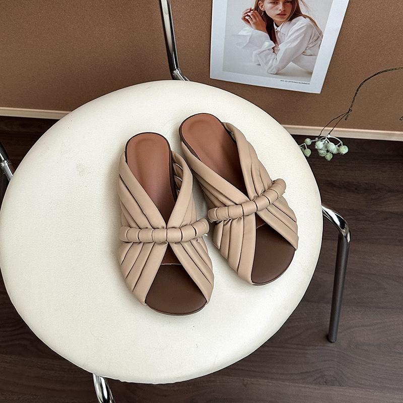 

Summer new niche design sense flat bottom outside wearing cool slippers women s handwoven fish mouth casual one-word drag 40 абрикосовый