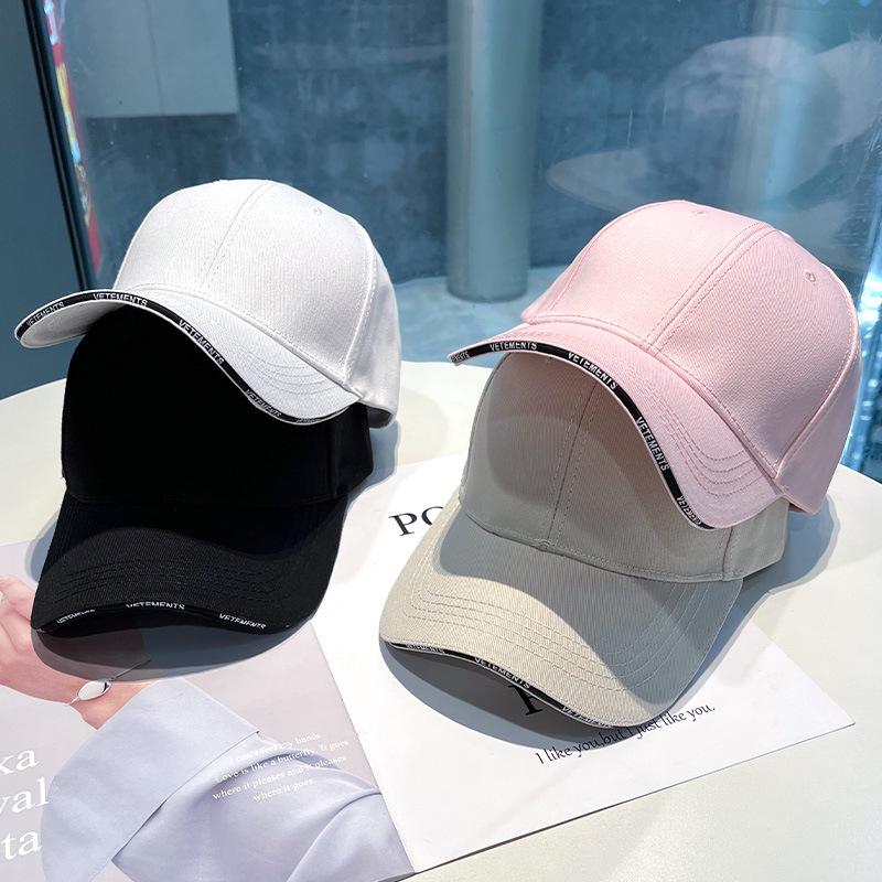Modna czarna czapka baseballowa z haftem na rok 2024 dla kobiet i mężczyzn - daszek kaczy do ochrony przed słońcem na wiosnę/lato do sportów outdoorowych