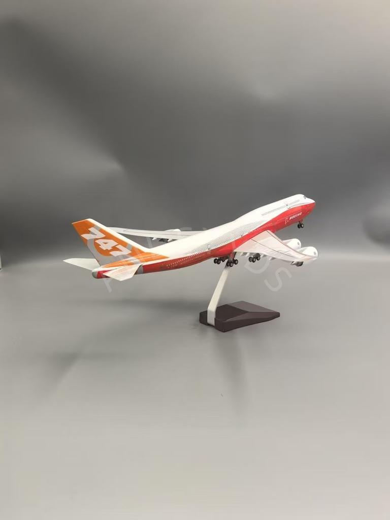 47cm Model Aircraft B747-8 Prototype Airways Diecast Resin Airplane 1/160 Scale With Light Collectible Model Kit Ornament