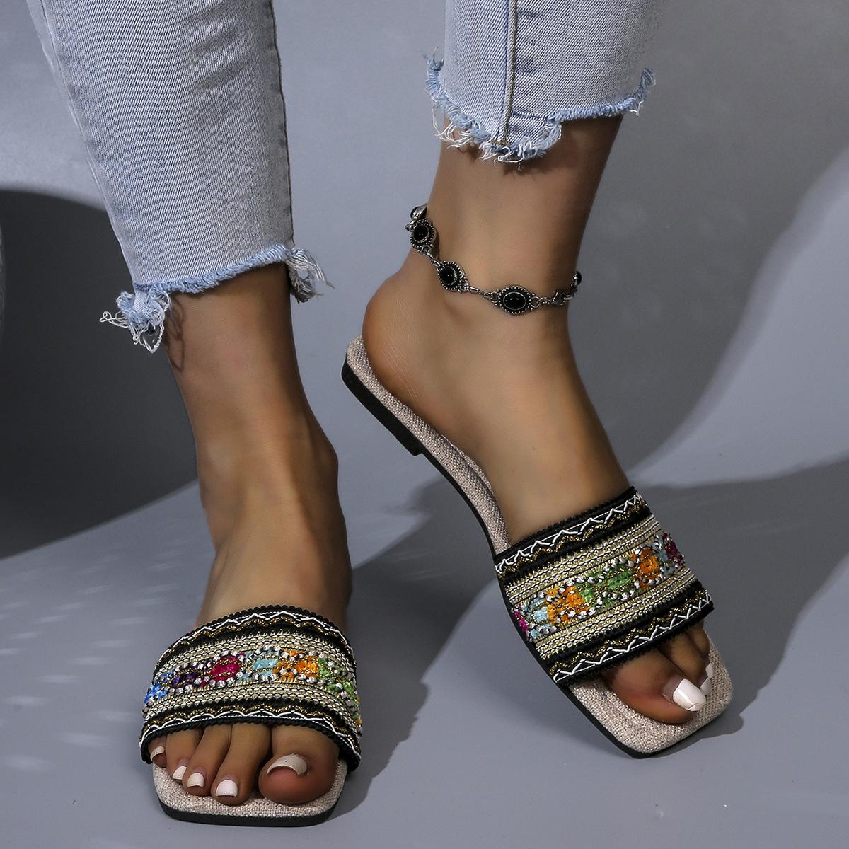 

2024 Xiaxin тапочки большого размера на плоской подошве сандалии в этническом стиле удобная и универсальная верхняя одежда пляжная обувь 44