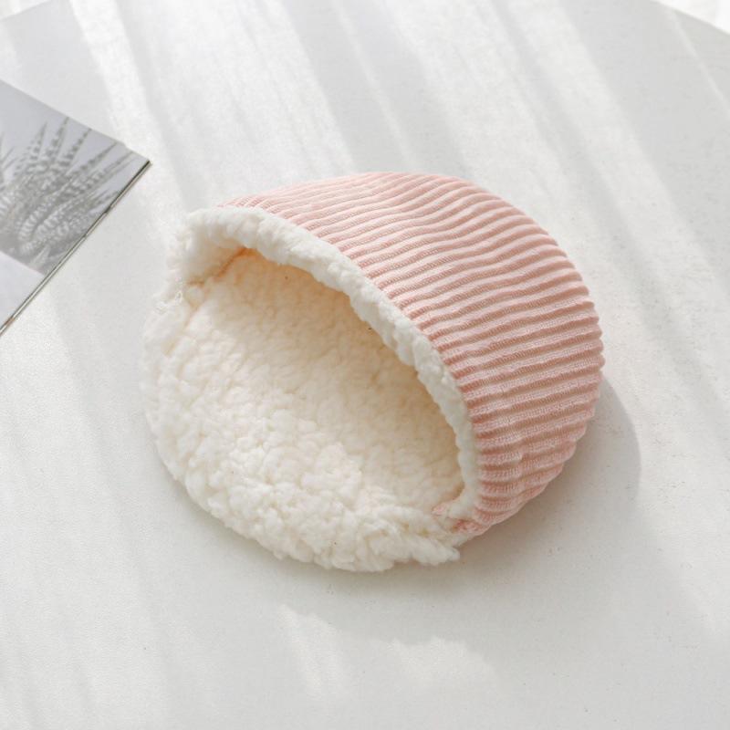 Insulated Pet Sleeping Area Warm Cozy Small Pet Cave Nest For Guinea Pigs Rabbits Hamsters Soft Fleece Sleeping For Ferrets