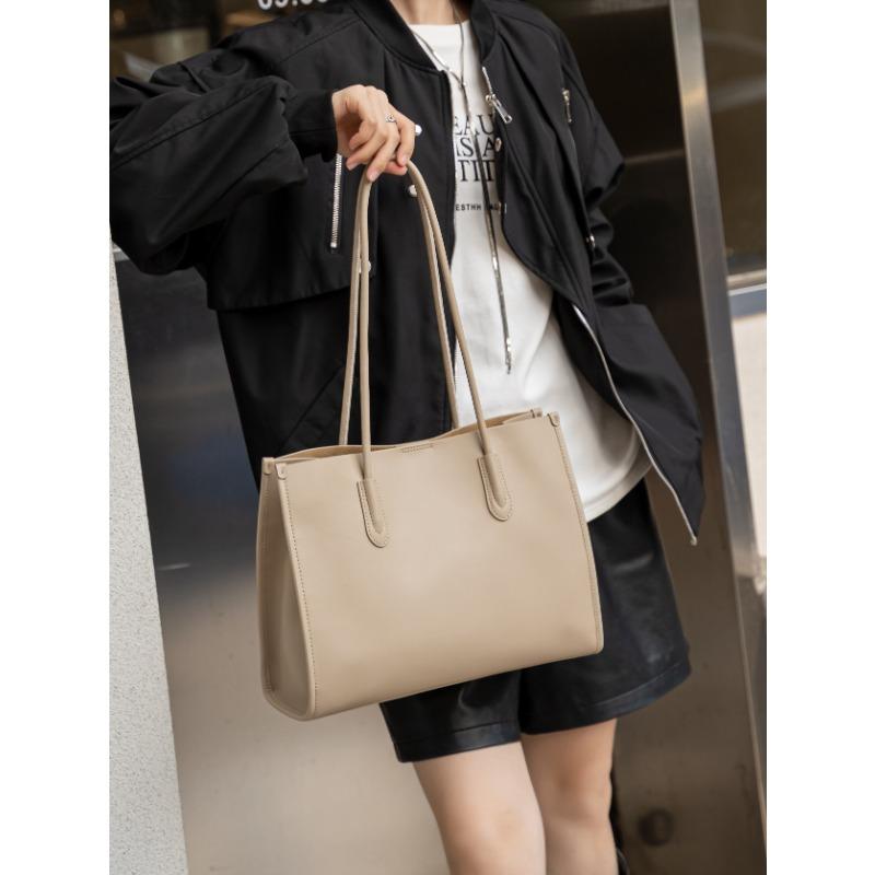 Shoulder Bag High End Autumn New Large Capacity Bag for Women's Napa Leather Daily Commuting Tote Bag