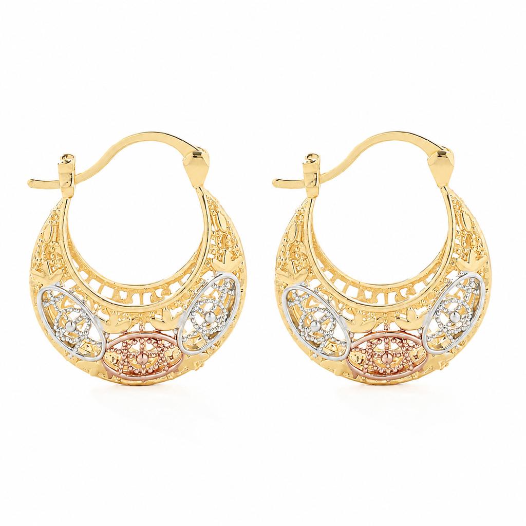 Europe and the United States are selling exquisite retro Madonna engraved earrings, creative hollow elegant women's earrings