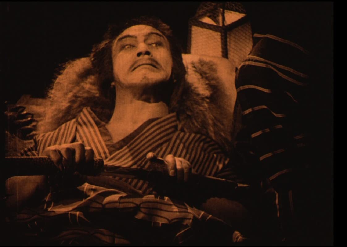 

Серия DVD к 110-летию Nikkatsu 20 избранных Путешествие Восстановлено Коллекция реставраций Национального киноархива Blu-ray и «Дневник Тадацугу» и