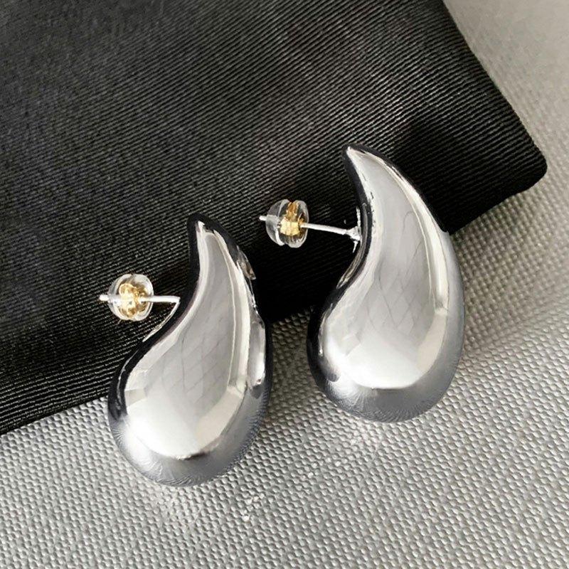 Chunky Gold Hoops Earrings for Women, Lightweight Drop Hoops Earrings with 18K Real Gold Plated Trendy Zircon for Girls Women