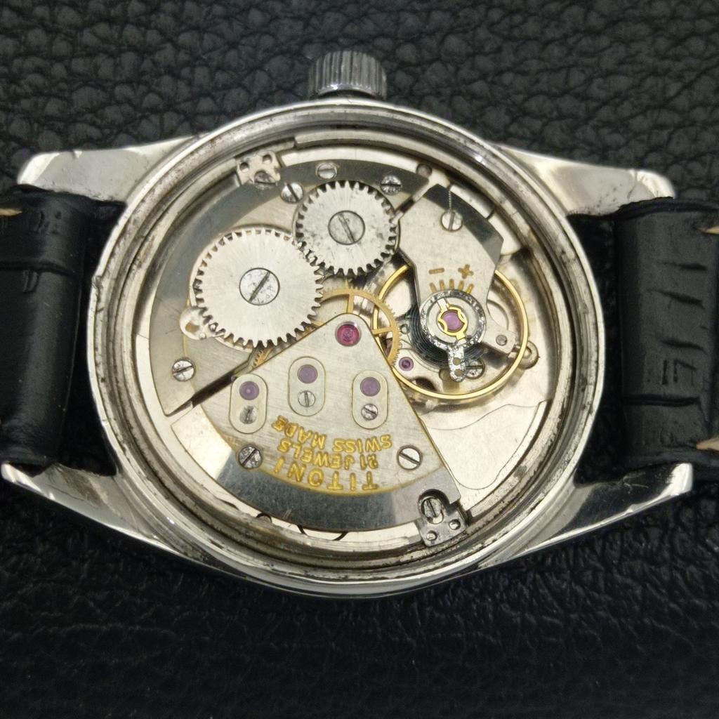 TITONI AIRMASTER TITOFLEX VINTAGE HAND-WINDING SWISS MENS WATCH a703249-1