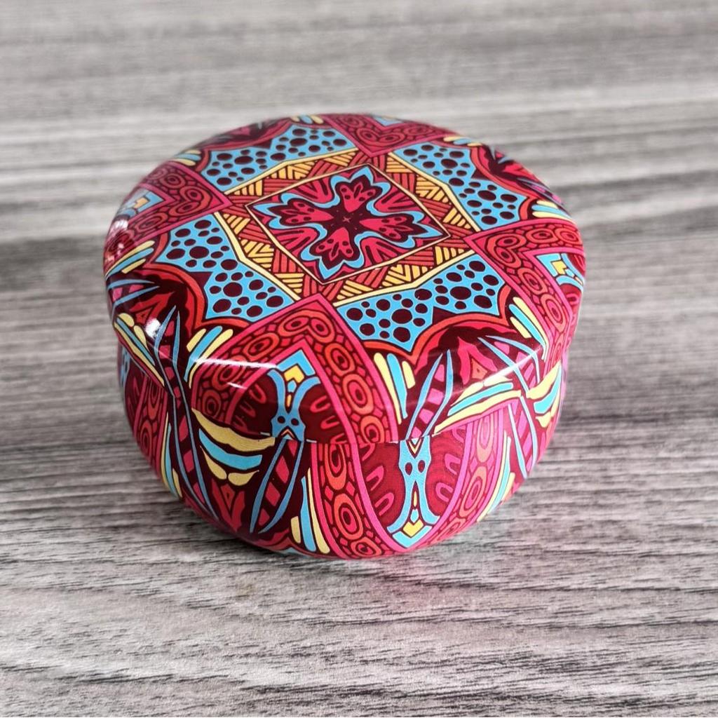 Cross-Border 2.2oz Scented Candle Tin - Candy Flower Tea Pear Design Gift Box