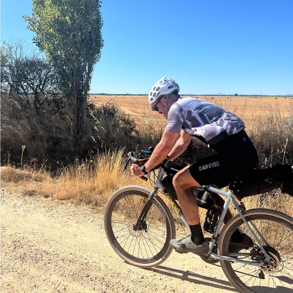 Darevie Men's Summer Short Sleeve Cycling Jersey Set with 4D Pads, Sweat-Wicking, Quick-Drying, Breathable, and Elastic, for Road Bikes (DVJ221)