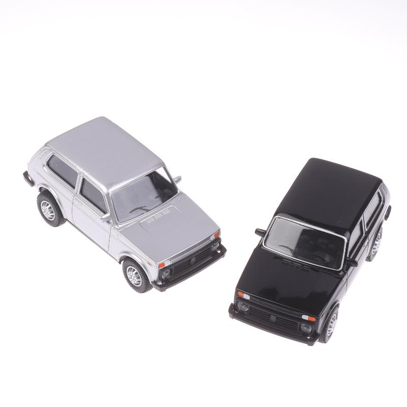 1/43 Scale Simulation Alloy Car Model Retro Diecast Metal Toy Car Ornaments Desktop Decoration Collect Hobby Gifts