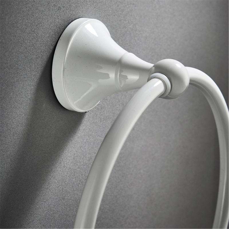 Elegant Oval Metal Towel Rings with Embossed Not Slip Base Stand for Secure Towel Holding In Modern Classical Bathrooms