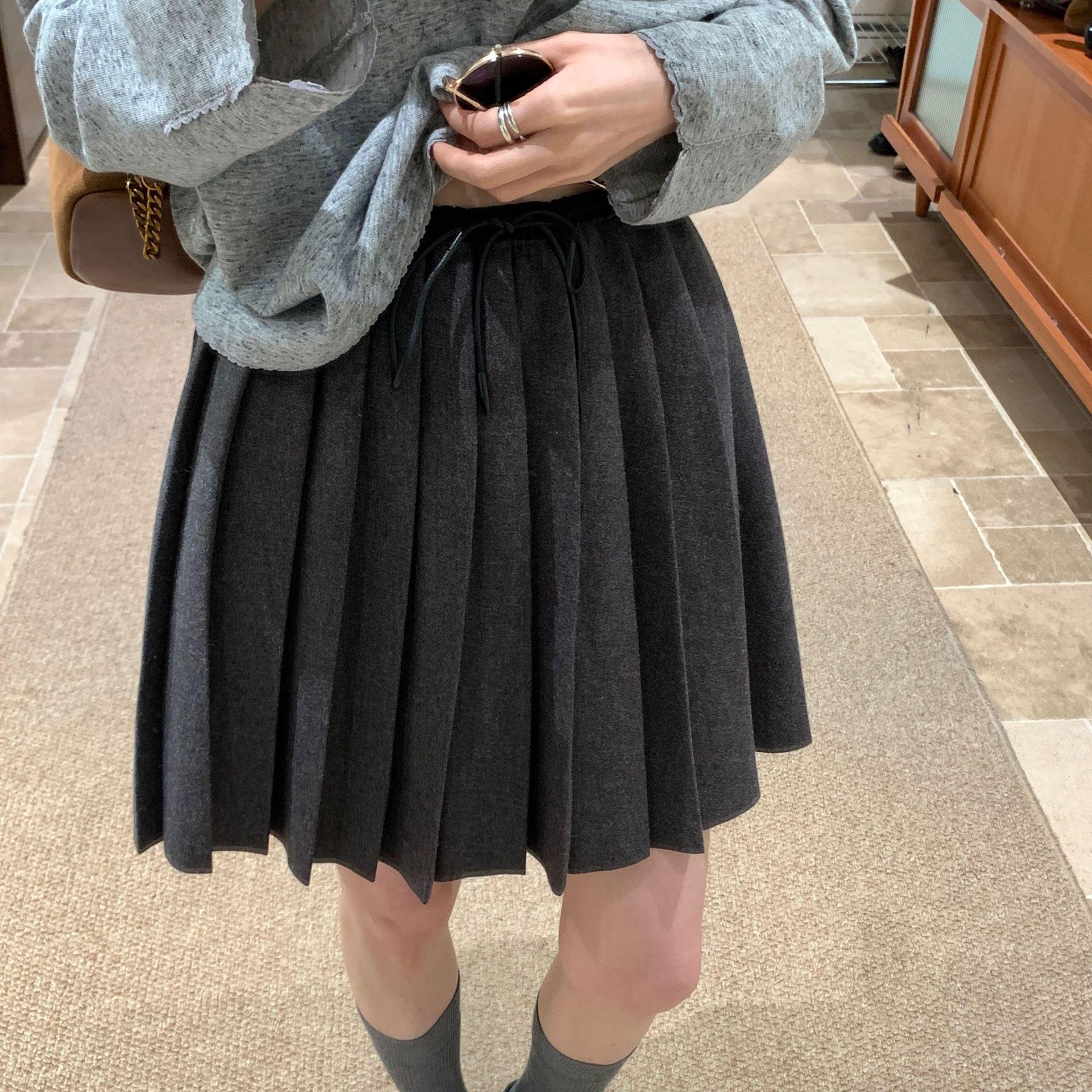 

Korean Style Woolen Pleated Mini Skirt, Women s Elastic High Waist A-line, Hip-Hugging Skirt for Autumn M
