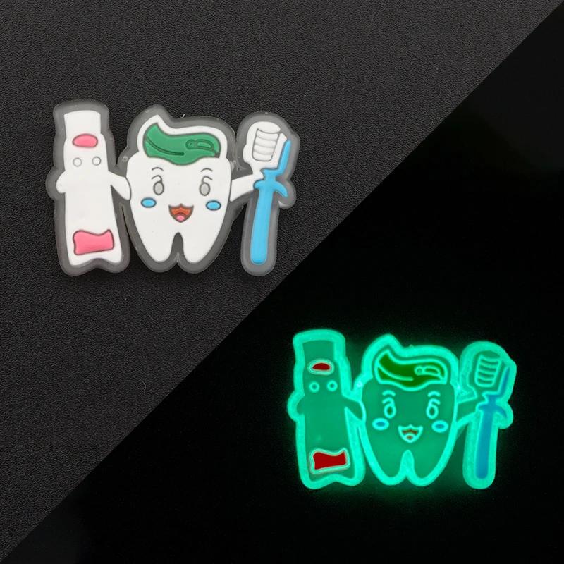 1Pcs Luminous Nurse Shoe Decoration Shoe Charms Pin for Cute Stethoscope Syringe Pill Medical Shoes Charms Clog Women Man
