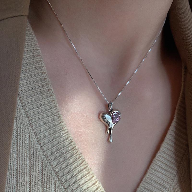 2022 Pink Zircon Heart Necklace: Trendy, Cool, Niche Style