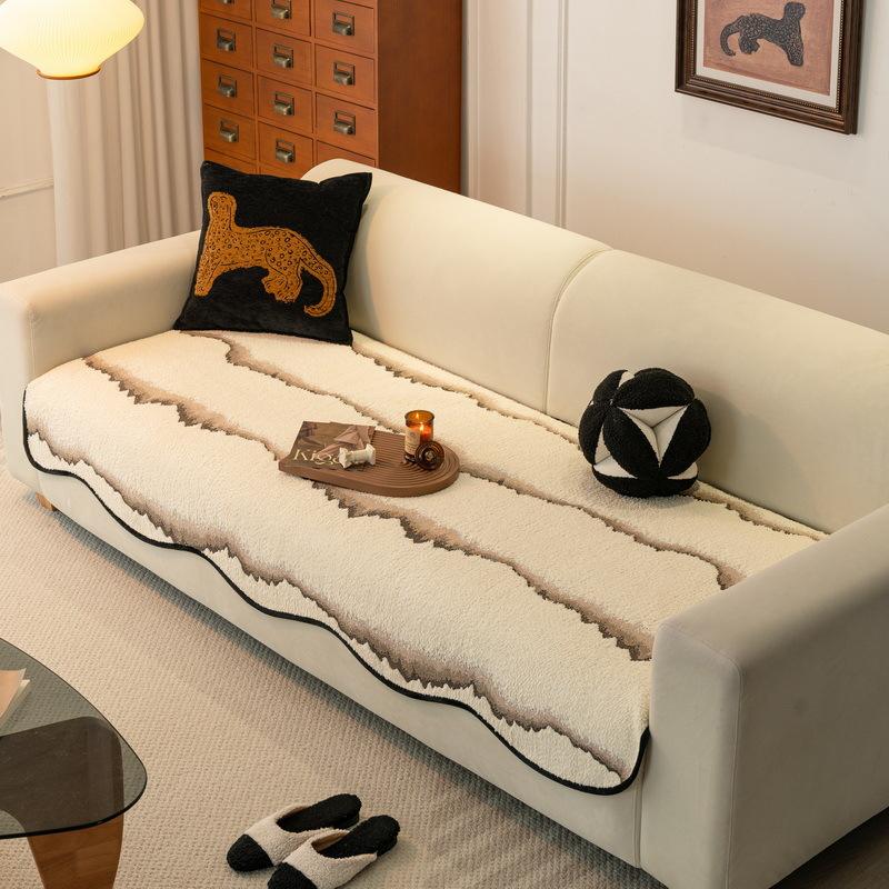 

Sofa Cushion Universal In All Seasons New Sofa Cover Advanced Integrated Non-Slip Special-Shaped Plush Sofa Cover 70*70cm
