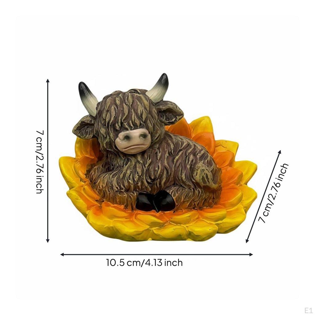 Flower Cow Statue Resin Material Scottish Cattle Ornament Rustic Home Decoration for Garden,