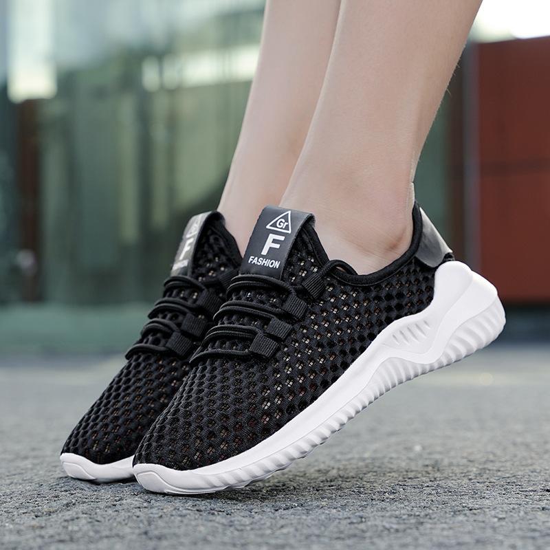 2025 large size large mesh breathable women's shoes lightweight soft-soled sports running shoes women's casual non-slip travel shoes