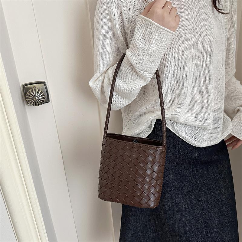 Simple Woven Bucket Bag, Fashionable Shoulder Bag, Trendy Crossbody Bag