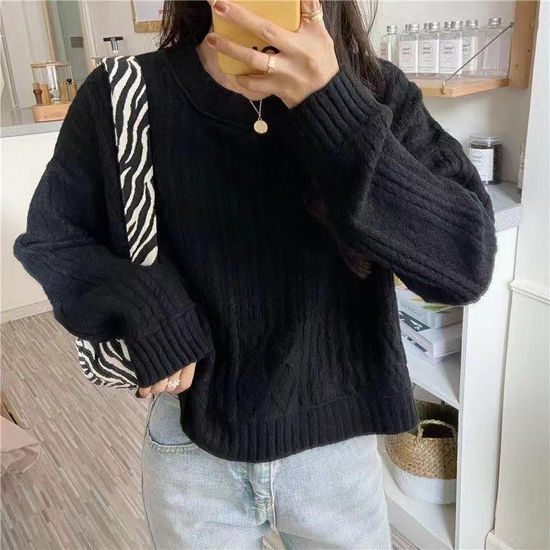 

New retro prismatic pullover sweater women s autumn and winter wear loose long-sleeved knitted sweater versatile top One Size