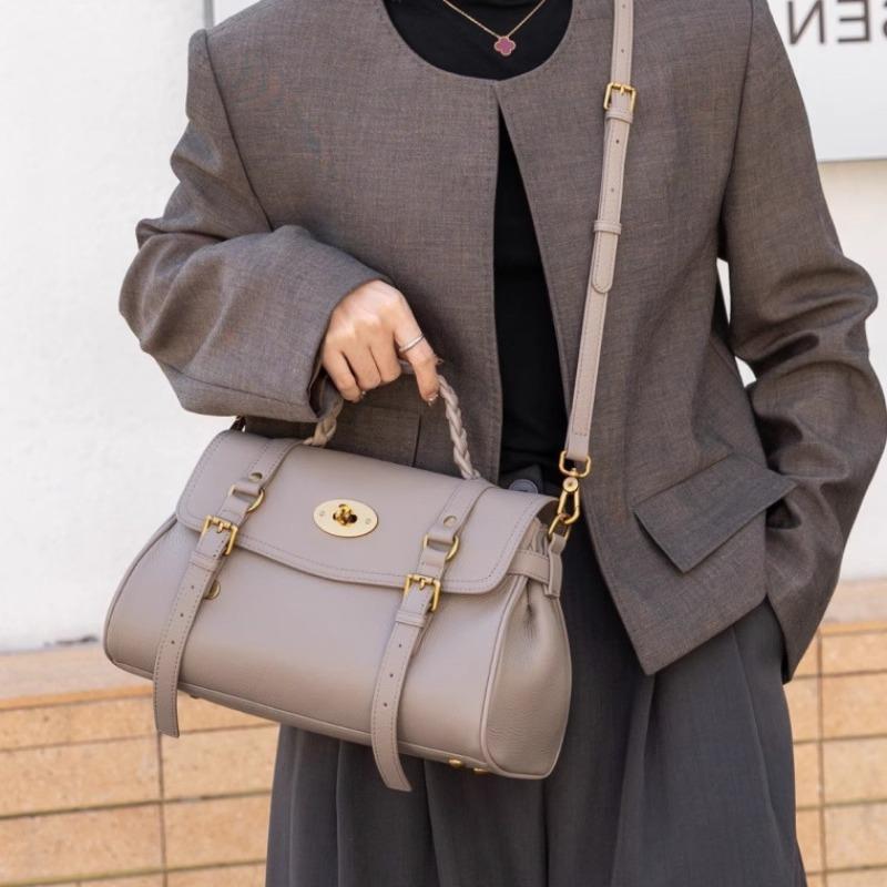 Top Layer Cowhide Messenger Bag with Commuter Tote Classic Crossbody Bag