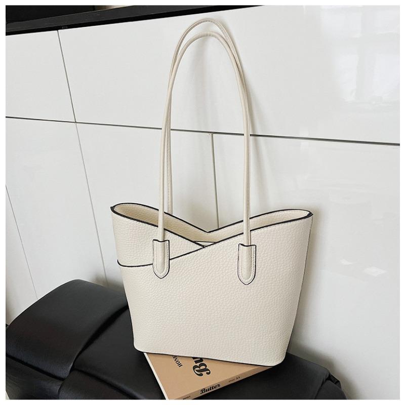 Large-capacity Tote Bag - A High-end Style Backpack Suitable for School or Commuting, with A Single Shoulder Strap.