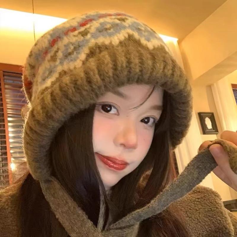 Sweet warm knitted straps rainbow hat women's new autumn and winter ear protection pullover hat
