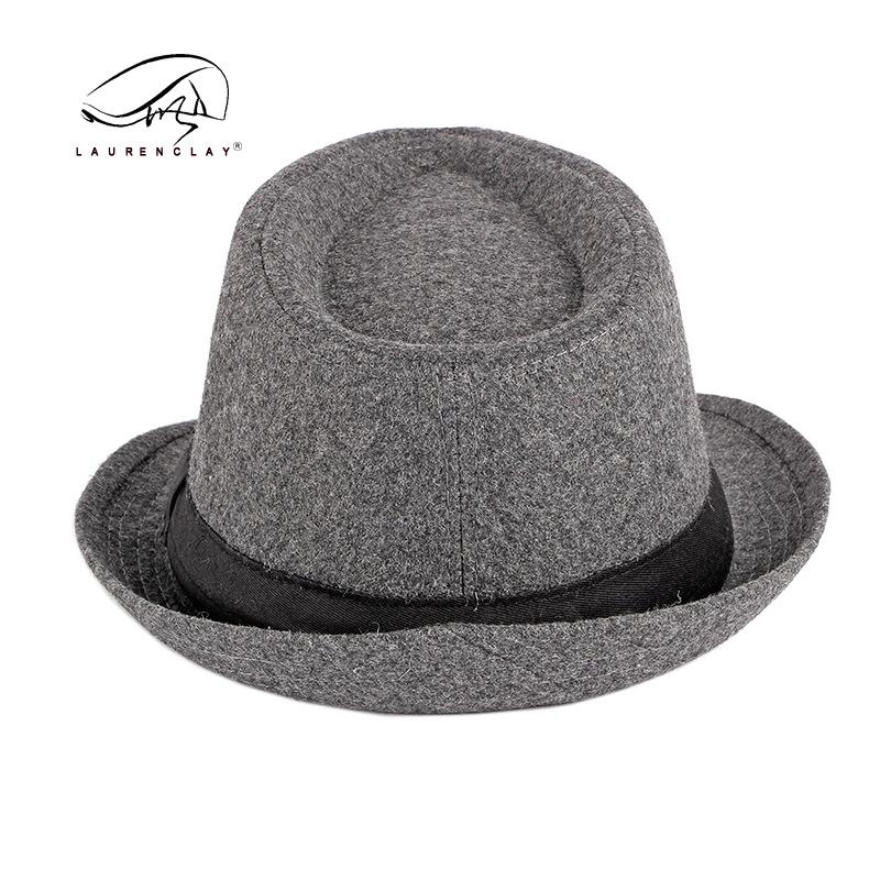 Frühling und Herbst Neue Mode Lässiger Zylinder Damen Britische Mode Schwarzer Jazzhut Wolle Vielseitiger Mittelalterlicher Hut Trend