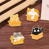 Creative Cartoon Box Cat Design Enamel Brooches Yellow Color Fatty Introvert Meow Fit Kitty Best Gift For Pet Owner Badge