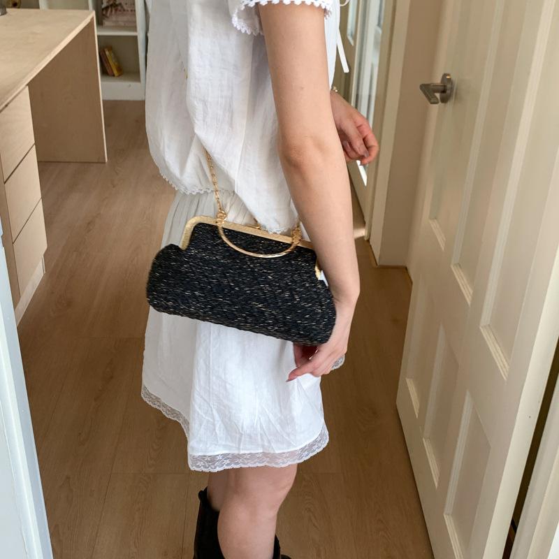 Vintage Elegant Female Shoulder Bag Luxury Design Women Clutch Purse Solid Color Portable Ladies Dinner Shell Crossbody Bags