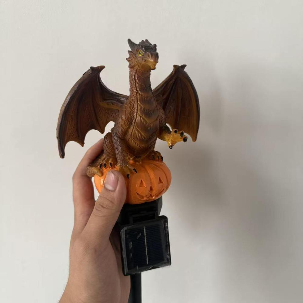 Soft Warm Glow Dragon Solar Garden Light Dragon Statue Gothic Shape Dragon Figurine Lamp Medieval Fantasy Animal