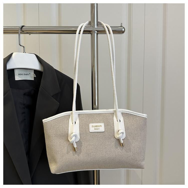 Large capacity 2025 new fresh texture casual personality portable shoulder underarm tote bag women