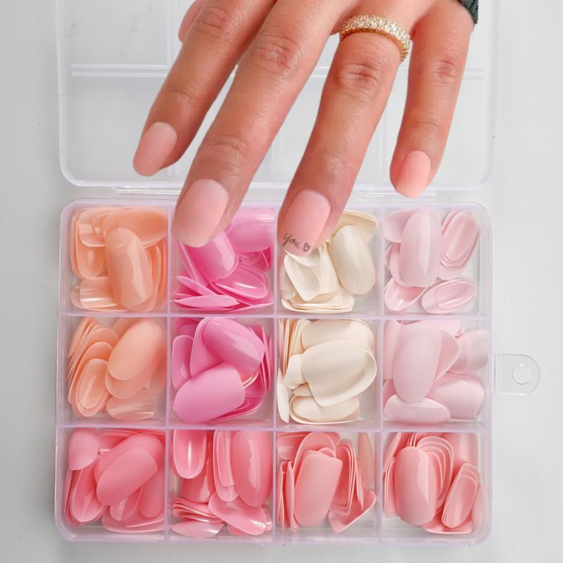 Unghie Finte Press-On 288 Pezzi per Scatola Colori Cremosi Dopamina Media Lunghezza Mandorla Lucide Riutilizzabili per Manicure Fai-da-Te