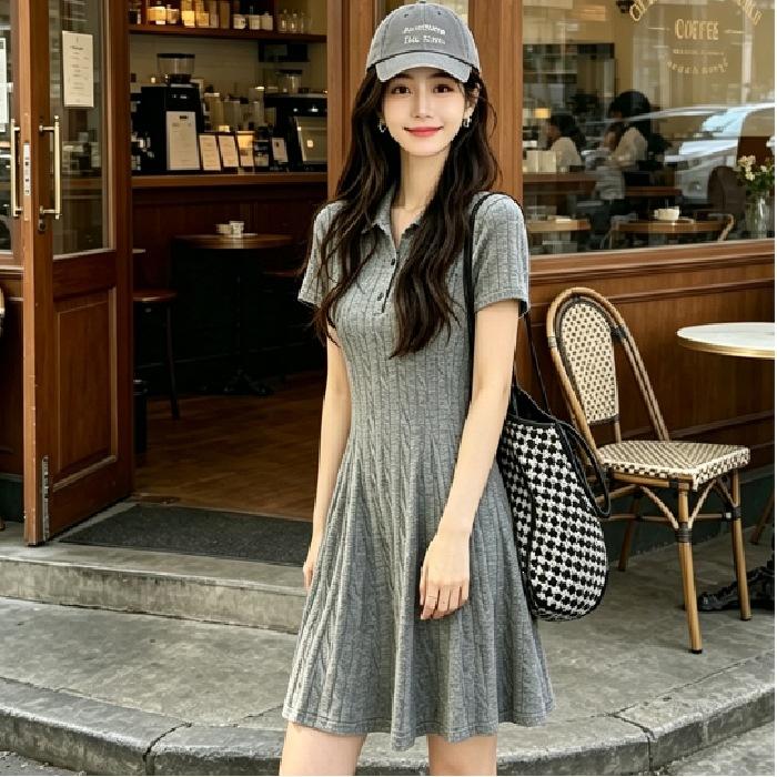 Thousand gold wind gray lapel dress women's 2026 summer new short-sleeved waist thin temperament elegant pleated skirt