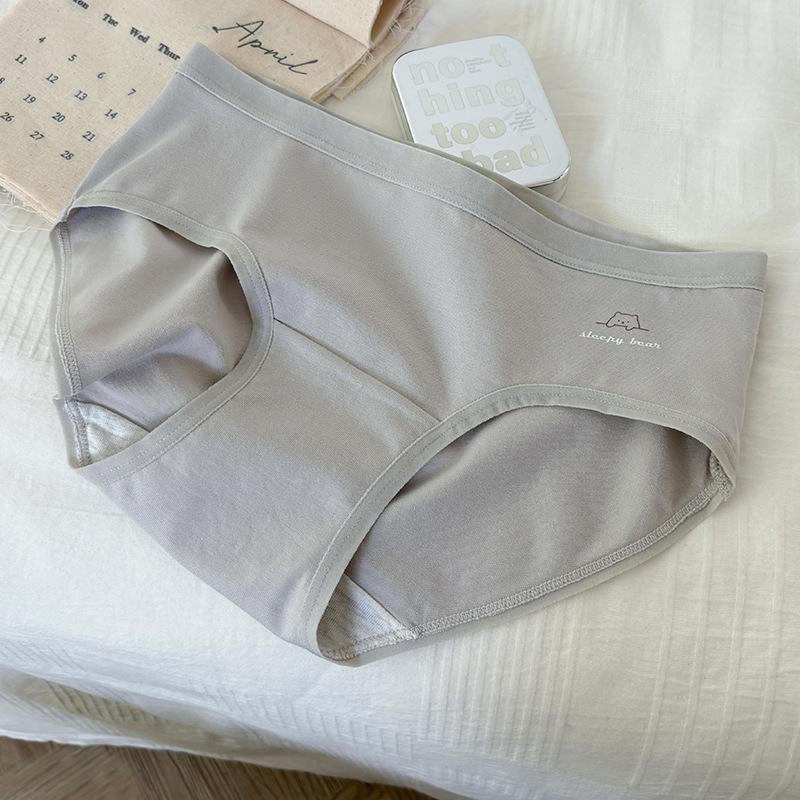 

Morandi Color Pure Cotton Panties Breathable Antibacterial Hip Hugging Elastic Triangle Women’s Panties M сірий колір
