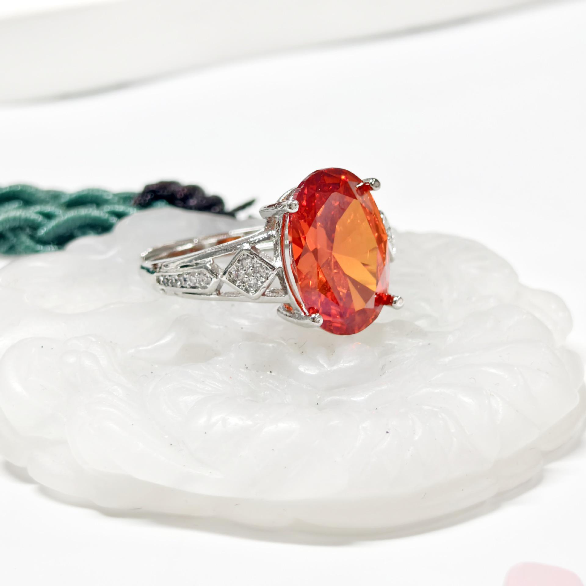 Gesi en Multi-color Zircon Pigeon Egg Ring - European & American Light Luxury Women s Wedding Jewelry