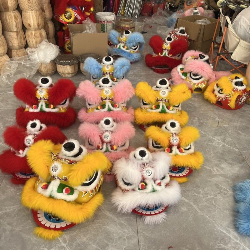Kindergarten Lion Dance Toy: Two-Person Lion Head for Performances & Weddings