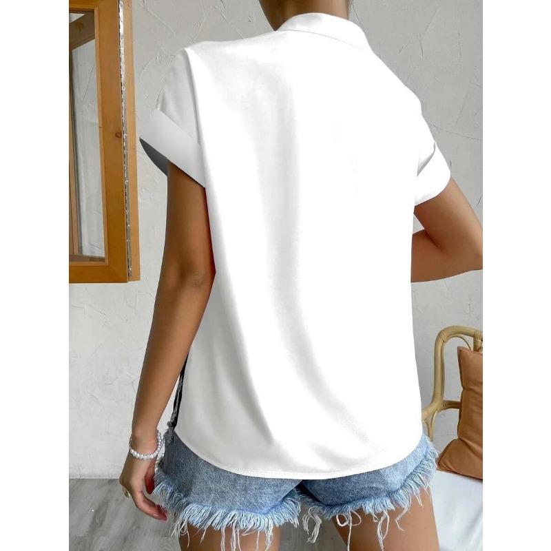 Sommerliches, schlichtes V-Ausschnitt-Damenshirt