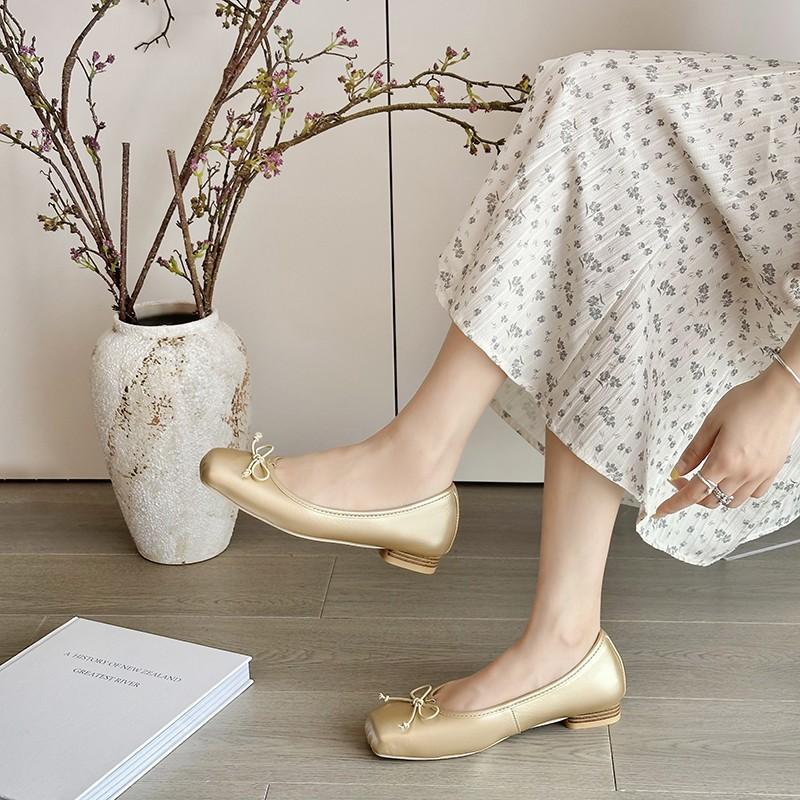 

Мода 2024 года, новые осенние модные женские туфли на плоской подошве с квадратным носком и однотонным бантом 40 золотой