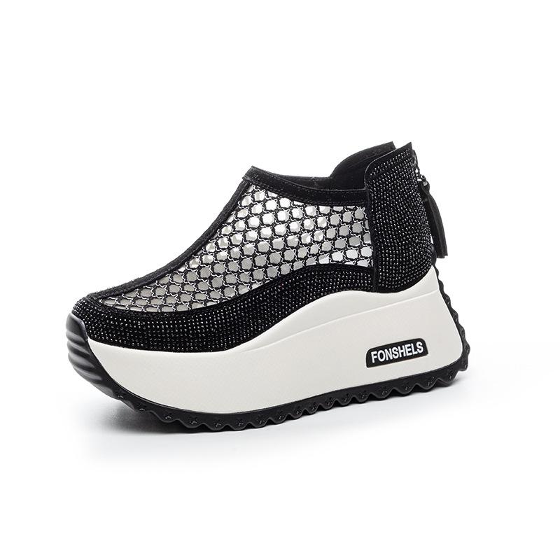 Hollow Women's Sandals 2025 Xia Xin Round Head Special Mesh Breathable Casual Fashion Explosion Thick Sole Heightening Dad Shoes