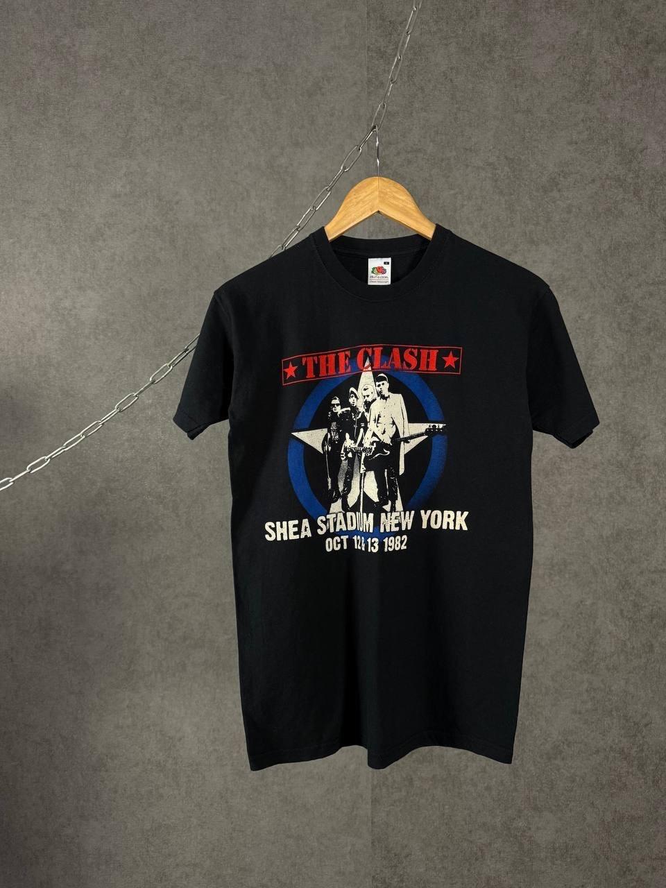 The Clash overprinted rock band tee Unisex T-Shirt M