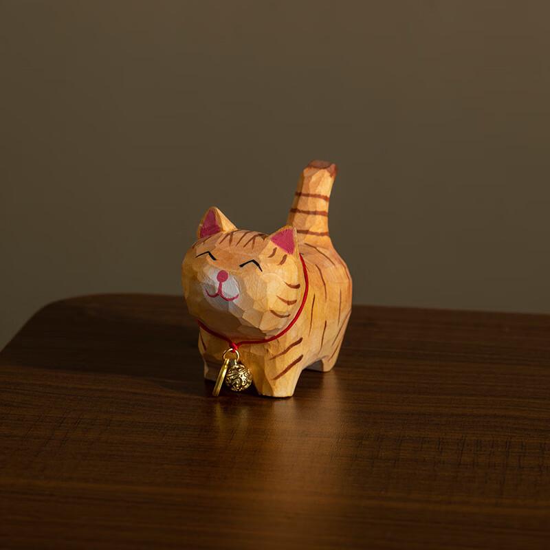 OLOMM Hand-Carved Wooden Lucky Cat Ornament