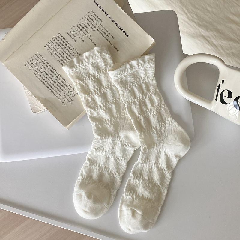 

Женские весенние тонкие однотонные сетчатые бесшовные гофрированные универсальные хлопковые носки средней длины 1 pair молочный белый