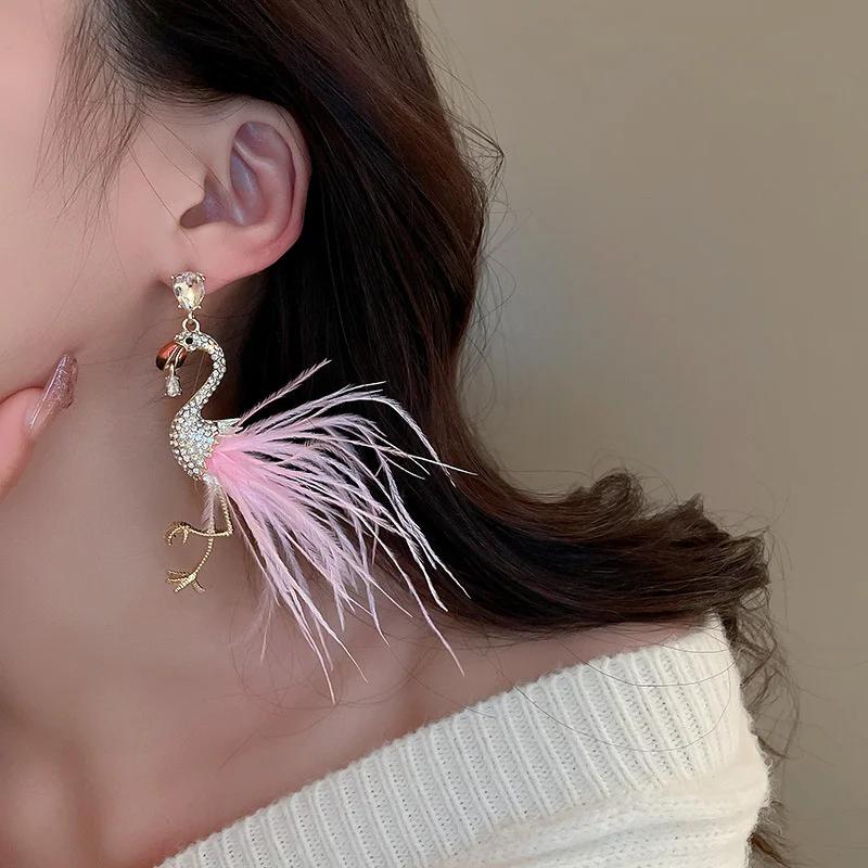 Korean Style Bird Drop Earrings for Women Pink Feather Rhinestone Dangle Earrings Fashion Zircon Accessories