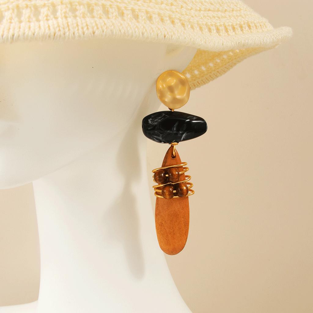 Explosive European and American Cross-border Jewelry Maillard Vintage Wooden Earrings Light Luxury Niche High-end Sense