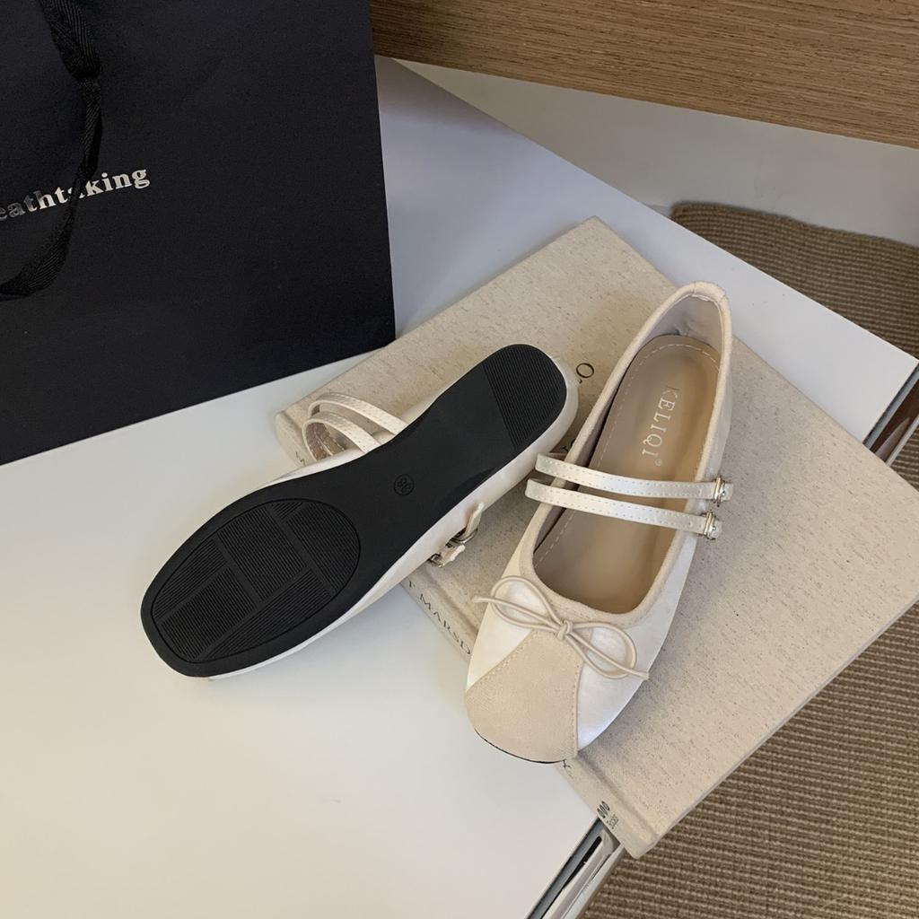 Japanische Damen-Einzelschuhe mit flachem Ausschnitt, 2025 neu, vielseitig, flachsohlig, mit einem Riemen, feenhaft, Abendschuhe