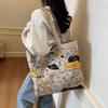 Casual Cartoon Large-capacity Canvas Bag Women's New Fashion Shoulder Bag Versatile Class Commuter Bag