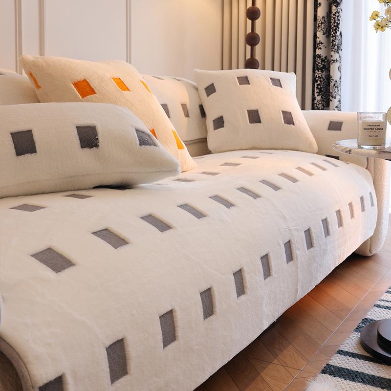 

Imitation Rabbit Plush Sofa Cushion, Thickened New Seat Cushion In Winter, High-End Warm All-Inclusive Non-Slip Sofa Cover, Cover Cloth Towel 70*70cm