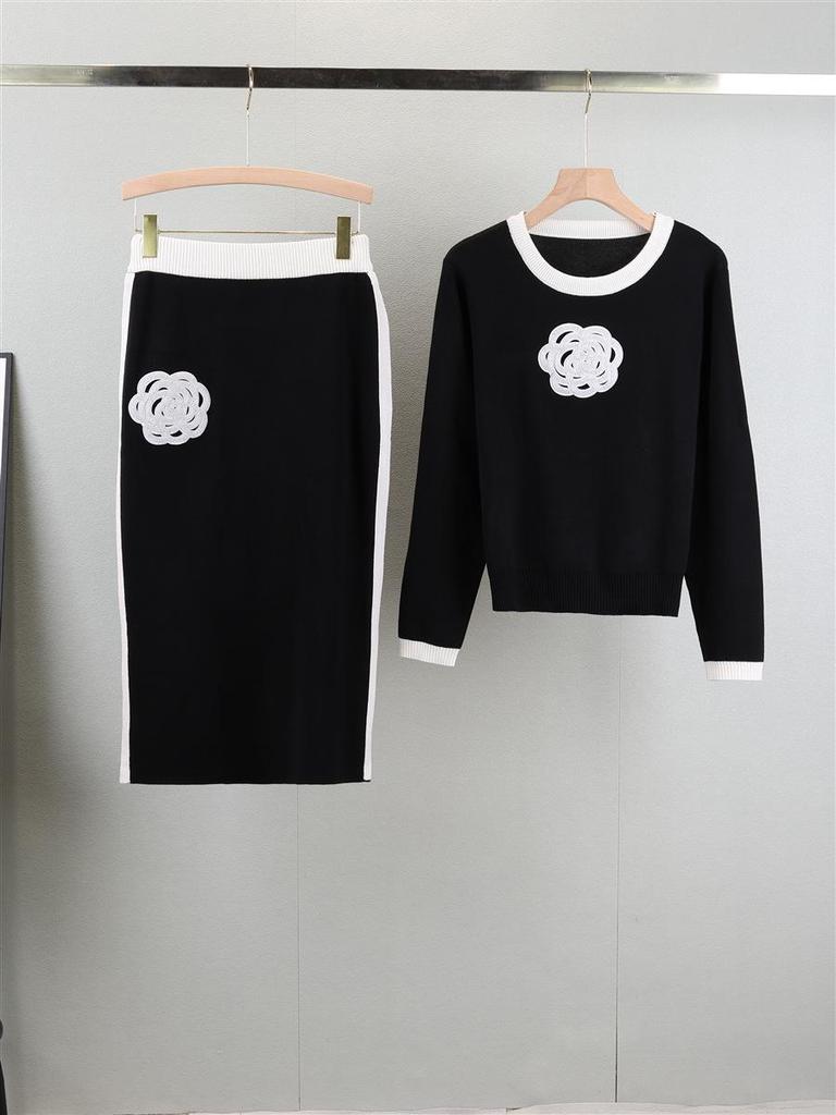 Damen Koreanisches Kamelien Strickwaren Set: Elegantes Rundhals-Oberteil & Bodycon-Rock Zweiteiler