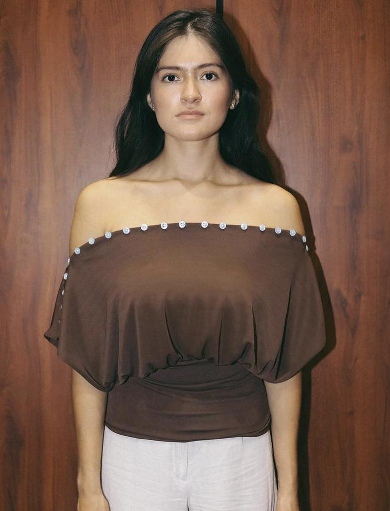 2026 Spring/Summer Asymmetrical Off-shoulder T-shirt for American Spicy Girl