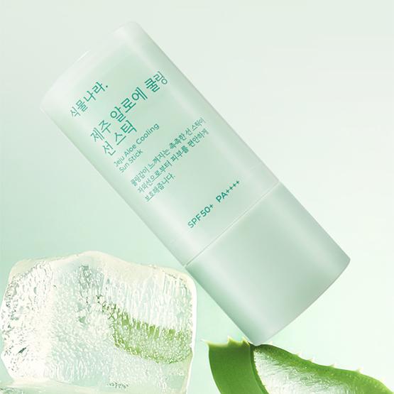 [Shingmulnara] Jeju Aloe Cooling Sun Stick SPF 50+ PA++++ 19g
