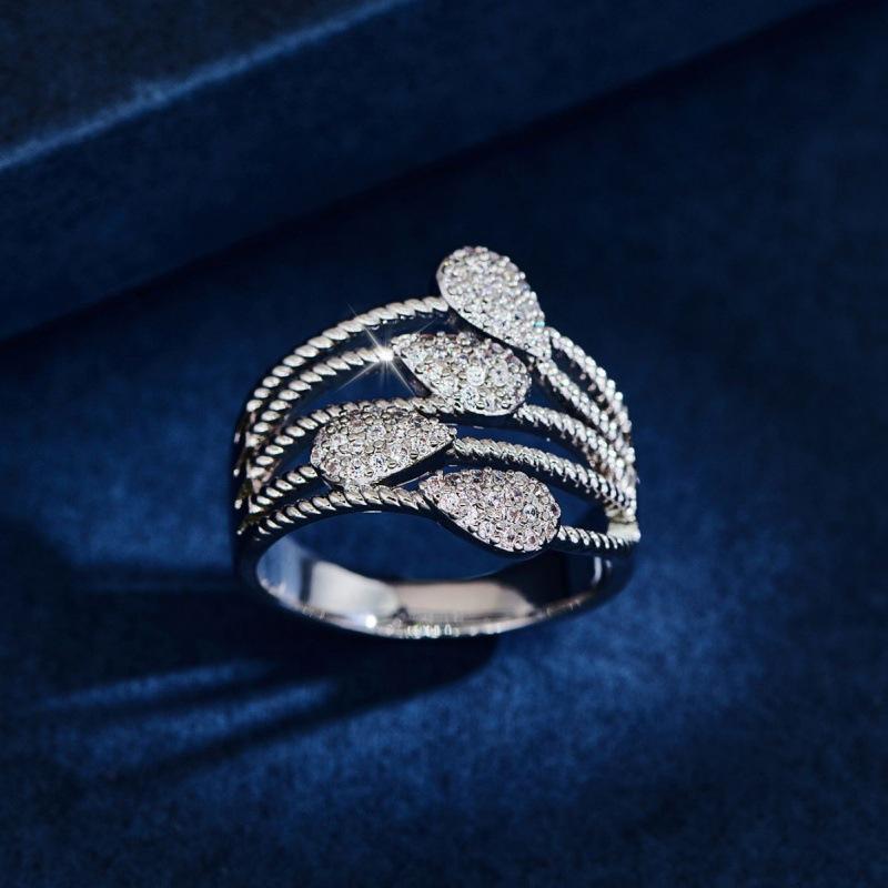 Simple water drop diamond opal ring flower ring temperament versatile geometric no. 5 платиновый